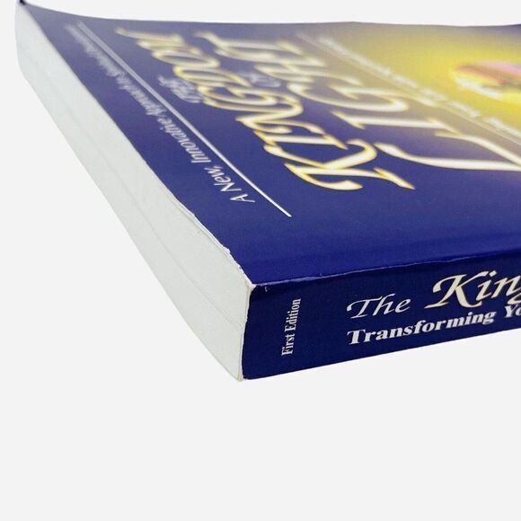 RARE SIGNED Vintage 2000 The Kingdom of Light Barbara Y Martin PB Illustrated - Picture 12 of 15